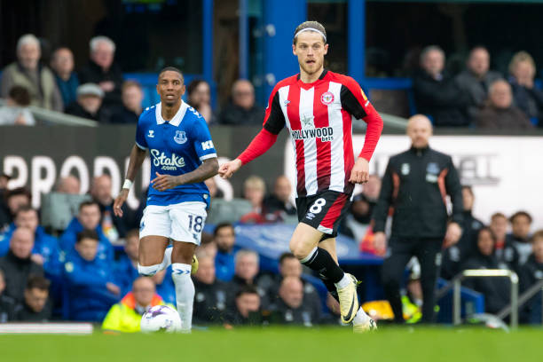 在昨晚的一 在昨晚的一